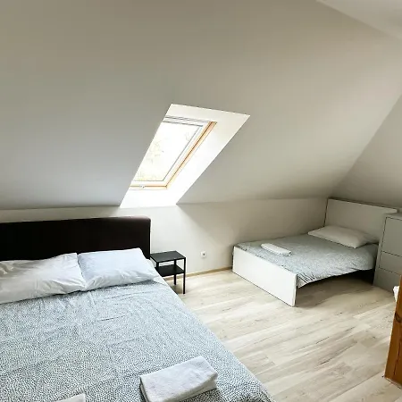 Na Jaselkowej Quarto em Acomodações Particulares Estetino